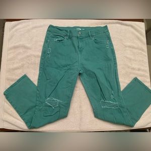 Old Navy Boyfriend distressed jeans